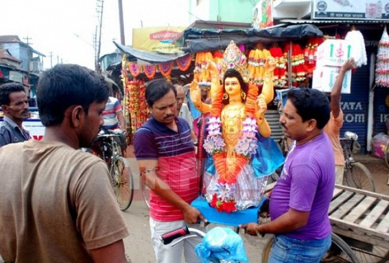 Small size Lord Biswakarmaâ€™s demand high in Burning Market